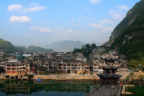 『隨華全，觀天下』 ——走進鎮遠