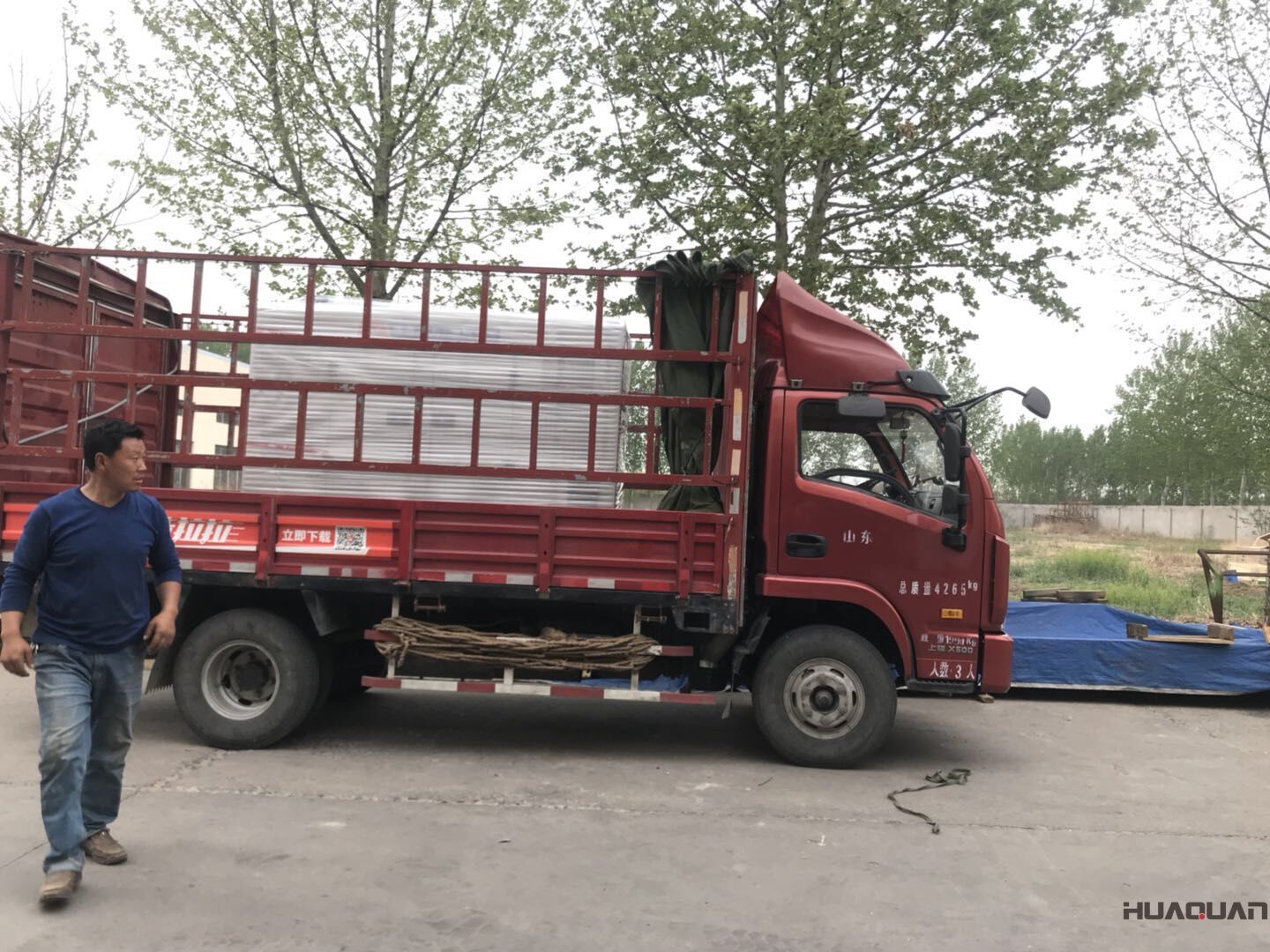 華全動力50千瓦防雨棚發電機組于2018年4月23日發貨