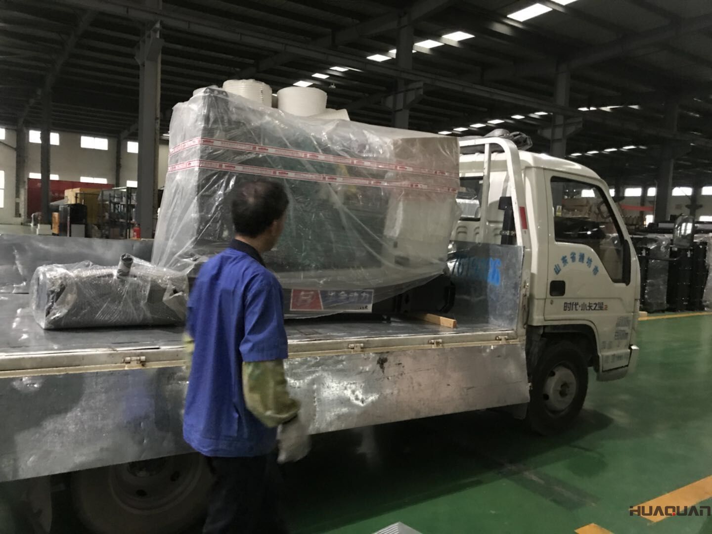 HQ50GF標(biāo)配型的一臺柴油發(fā)電機(jī)組在7月9號發(fā)往唐山      