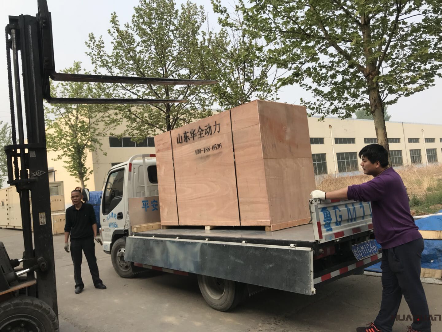 8月17日，一臺100kw標(biāo)配柴油發(fā)電機組從華全動力成功發(fā)往山西