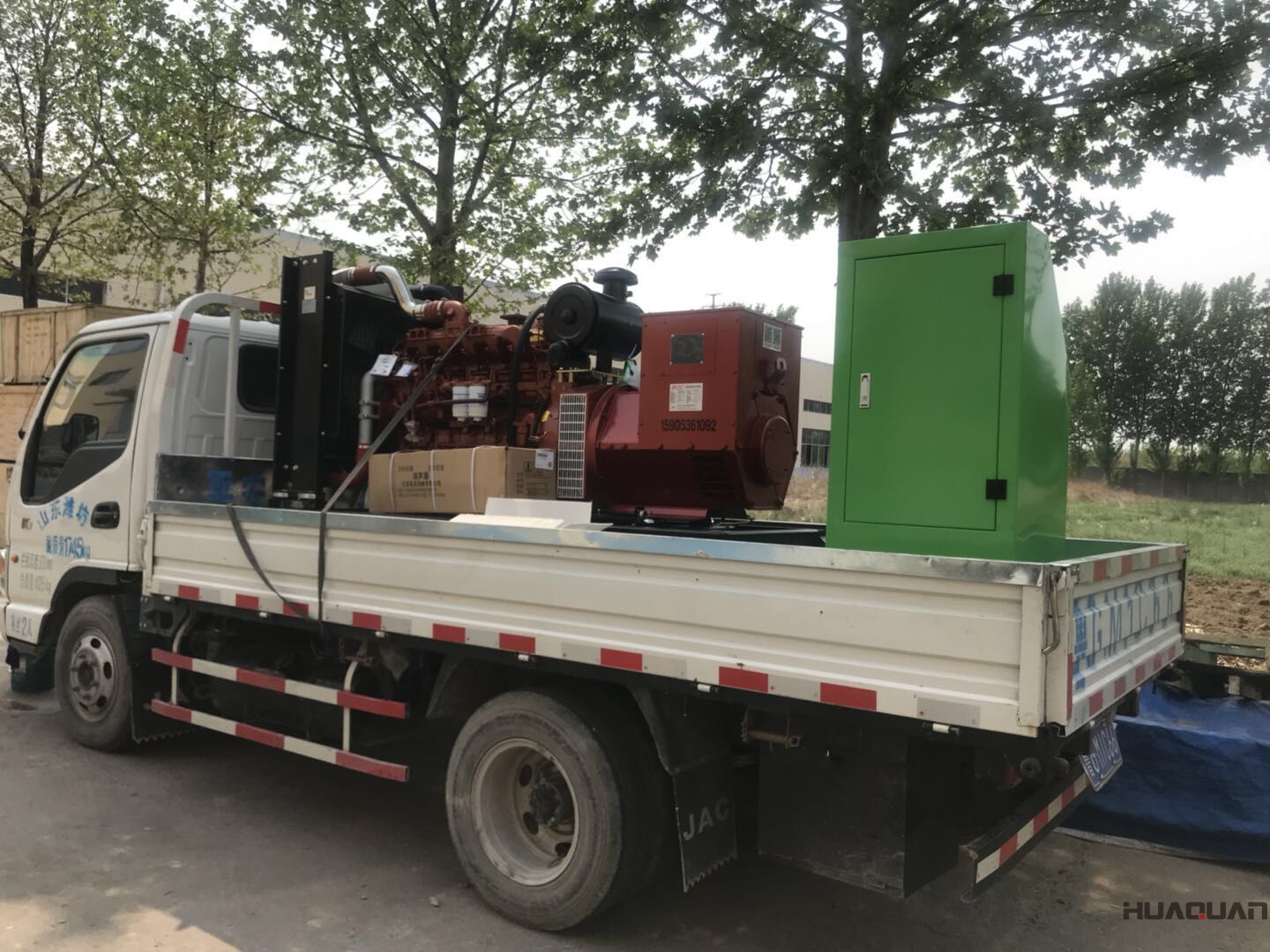 一臺120kw自動化柴油發(fā)電機組于8月27日成功發(fā)往河北