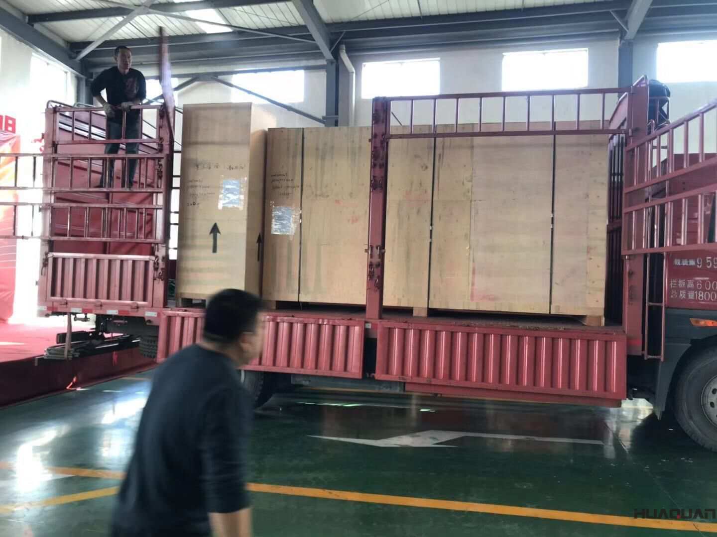 一臺40kw靜音箱柴油發電機組于10月31日從華全動力出發，現已順利發往山東