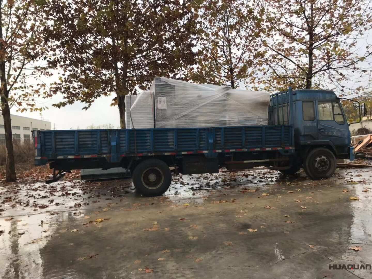 11月23日，非洲楊先生從華全動力訂購了100kw、300kw以及500kw四保護柴油發電機組已成功發往目的地