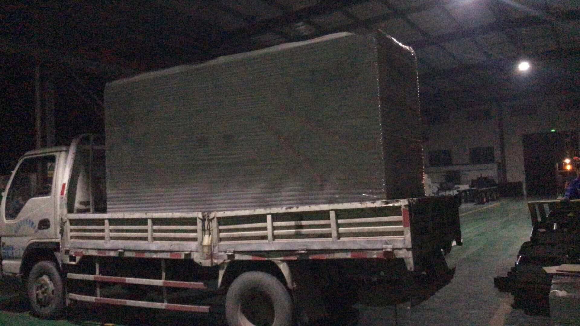 12月22日，皮先生從華全動力采購的100kw靜音箱柴油發(fā)電機組順利發(fā)往湖北省